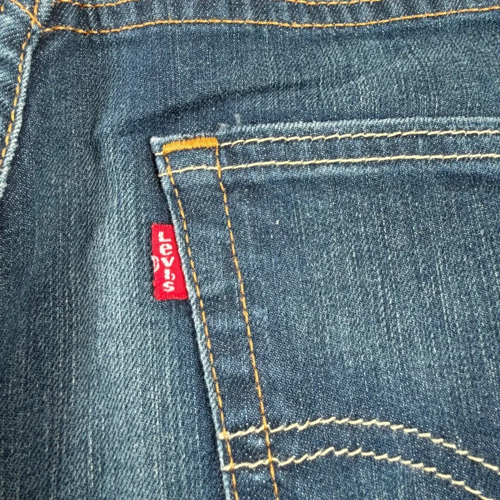 Levi's 502 Regular Taper Jeans Mens 30x32 Blue Dark Wash Denim 29507-0004